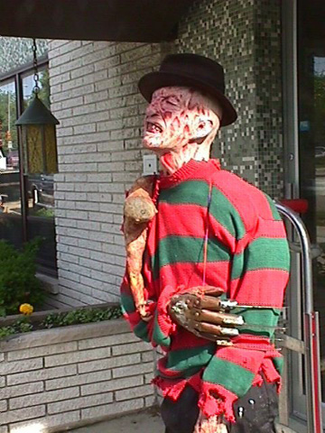 A Nightmare on Elm Street 4: The Dream Master Behind-the-Scenes Gallery