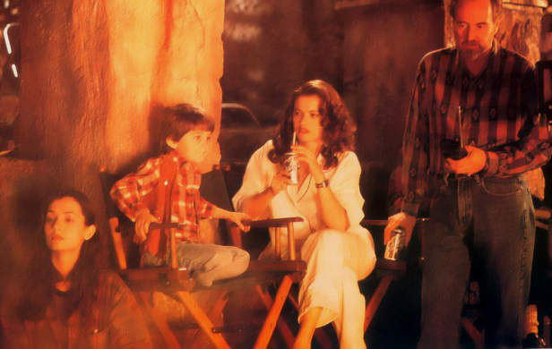 Wes Craven's New Nightmare: Behind-the-Scenes Gallery