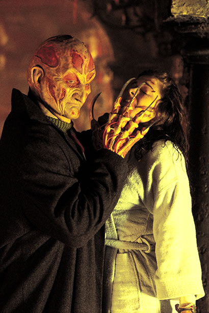 Wes Craven's New Nightmare: Promotional Gallery
